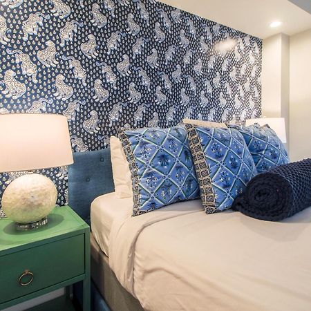 Walk To It All In Downtown, Double King Beds 薩凡納 外观 照片